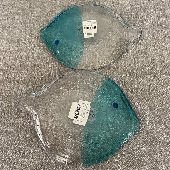 Set Of 2 Aqua Blue & Clear Textured Art Glass Fish Plates By Zodax New Vintage! - Picture 4 of 5